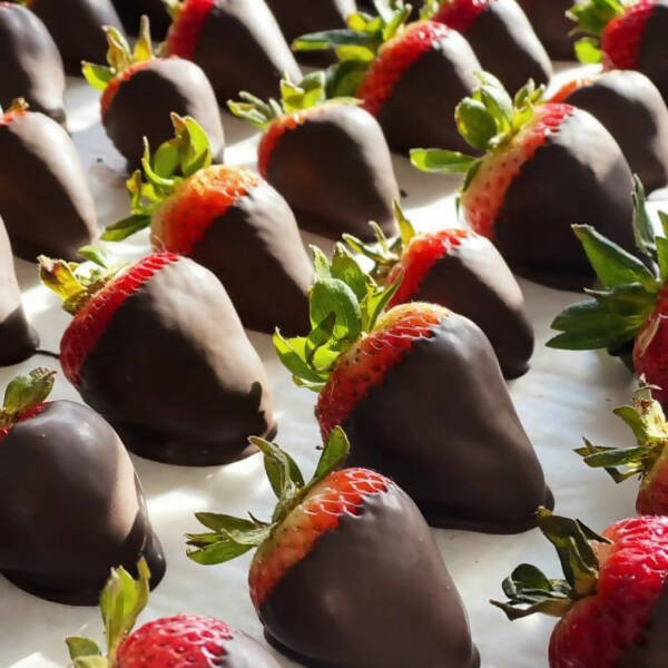Dozen Belgian Chocolate Dipped Strawberries